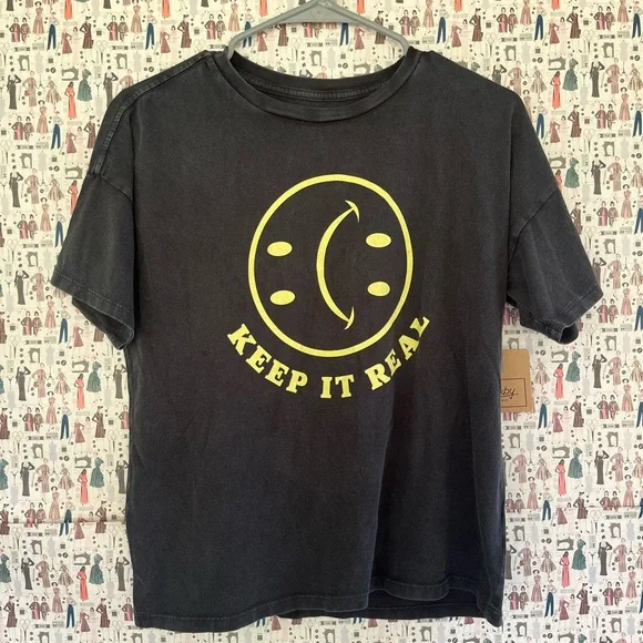 NWT Keep it Real top 🖤 - Picture 1 of 5